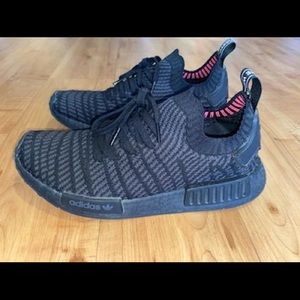 •Adidas NMD STLT Triple Black•